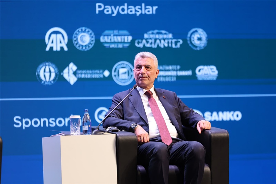 Ticaret Bakanı Ömer Bolat, AA Kent Ekonomileri Zirvesi'nde Konuştu