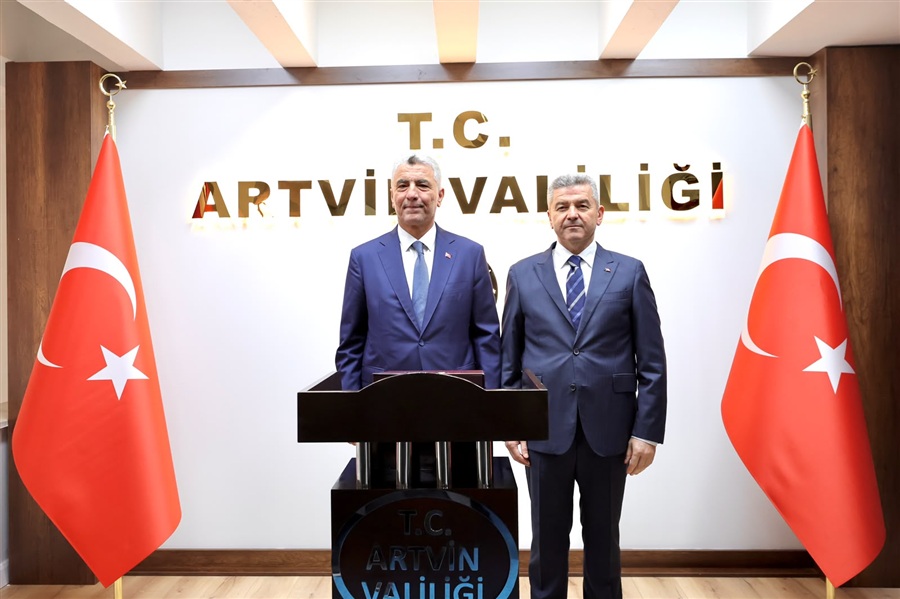 Ticaret Bakanı Ömer Bolat Artvin Valiliğini Ziyaretinde Konuştu