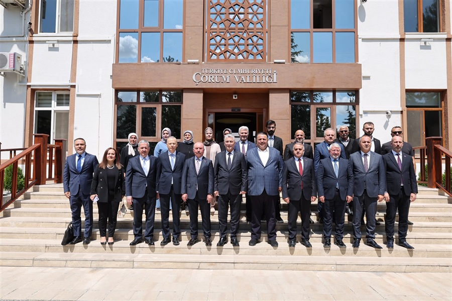 Ticaret Bakanı Ömer Bolat, Çorum'da Ziyaretlerde Bulundu