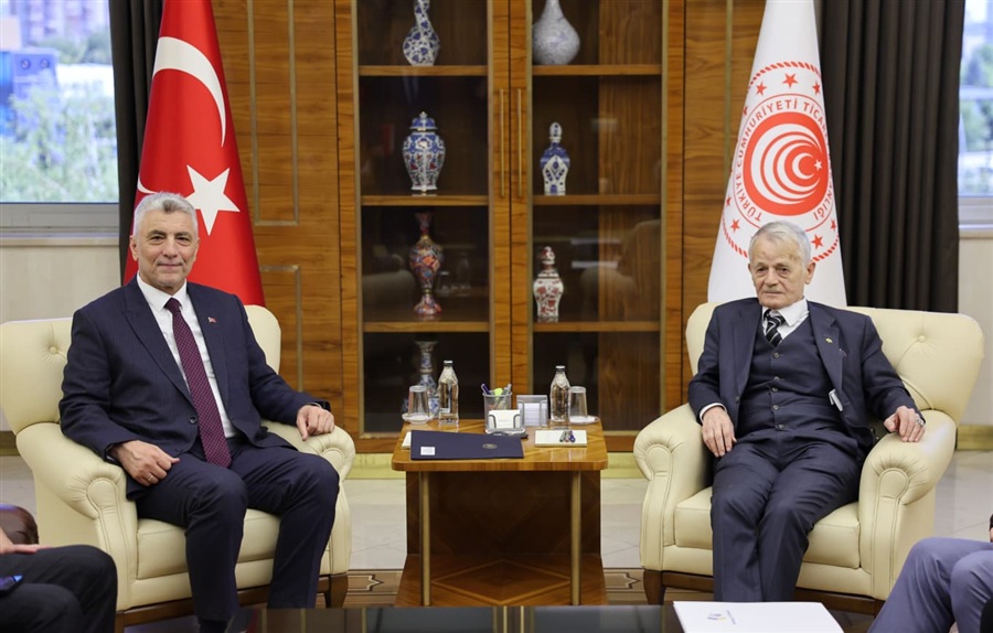 Ticaret Bakanı Ömer Bolat, Kırım Tatar Halkının Milli Lideri Mustafa Kırımoğlu ile Görüştü
